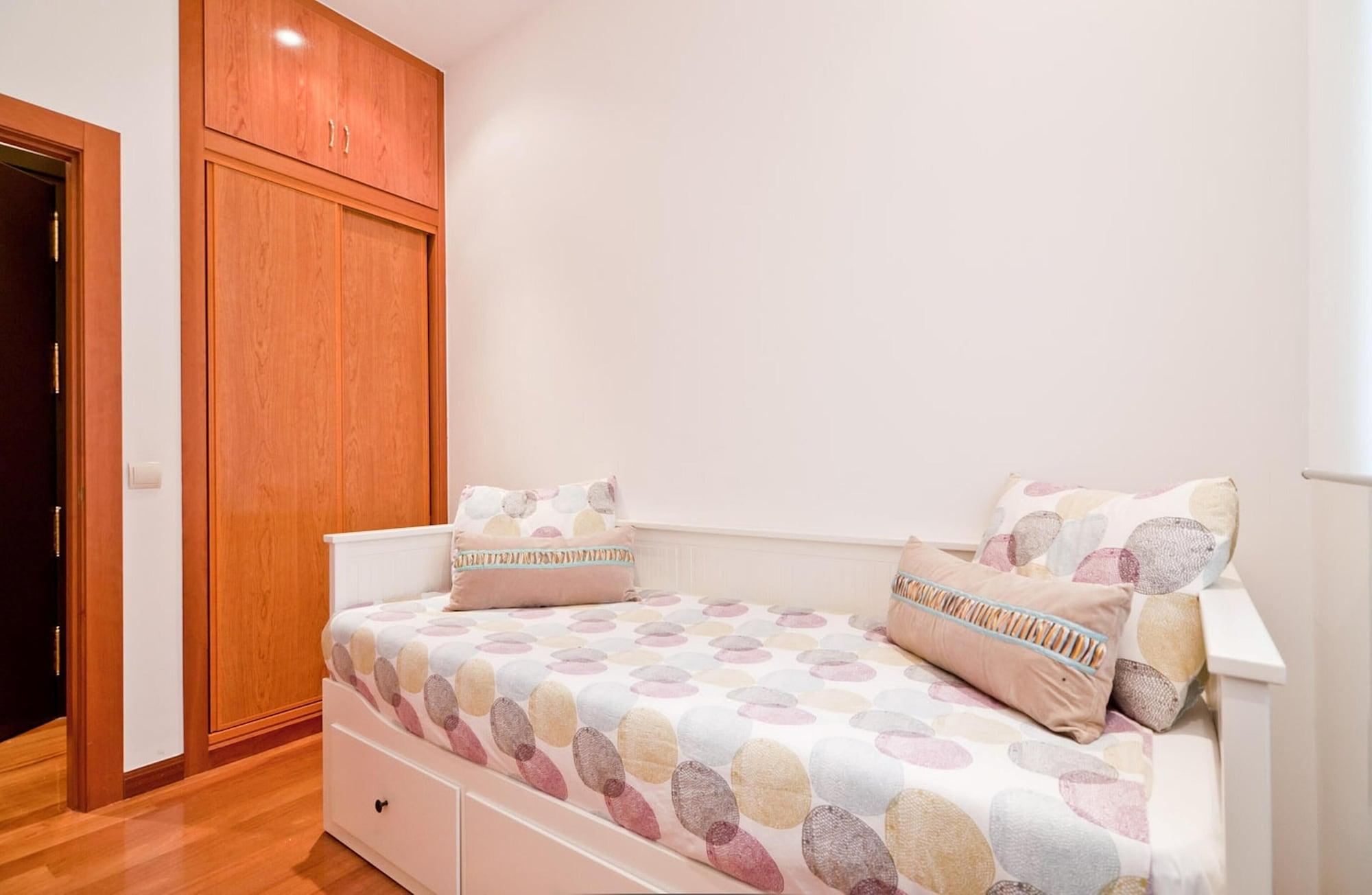 Smartr Madrid Atocha Apartment Bagian luar foto