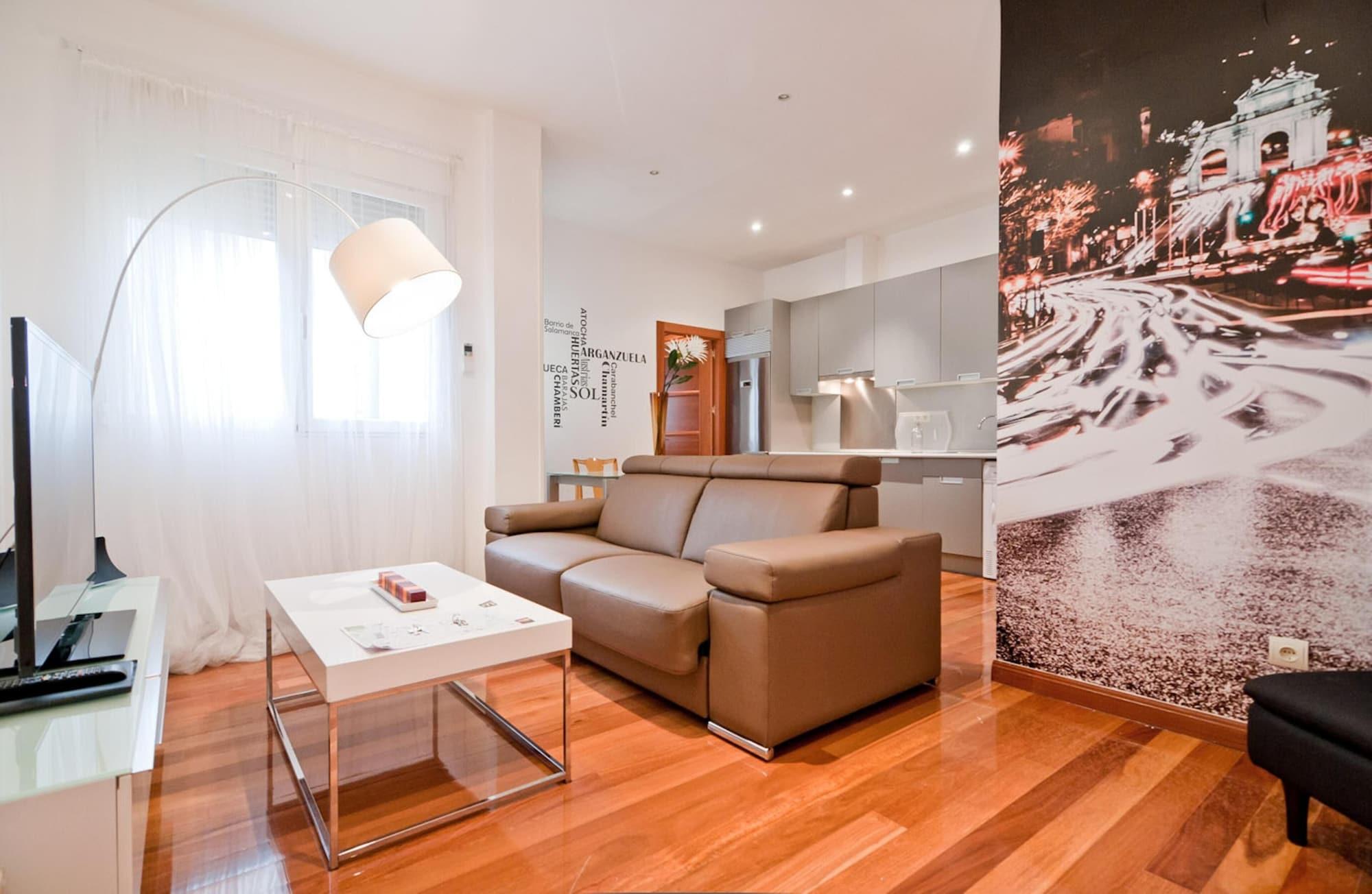 Smartr Madrid Atocha Apartment Bagian luar foto