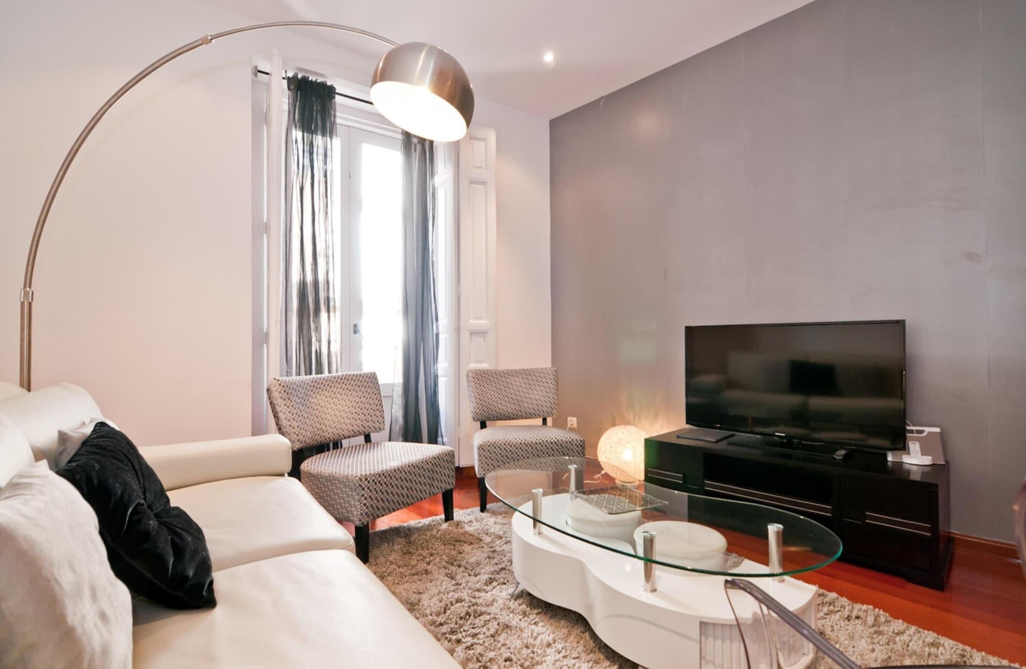 Smartr Madrid Atocha Apartment Bagian luar foto