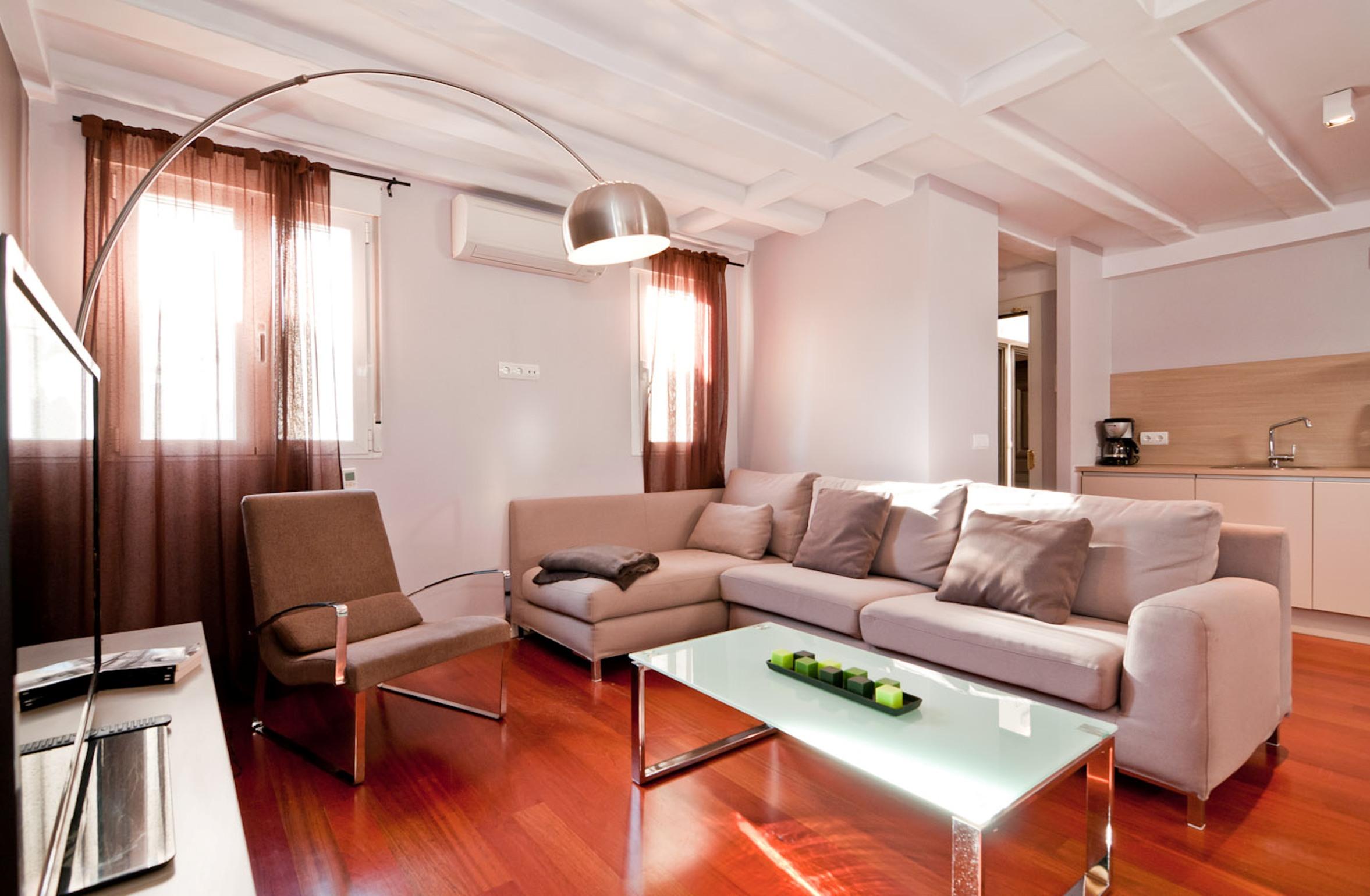 Smartr Madrid Atocha Apartment Bagian luar foto